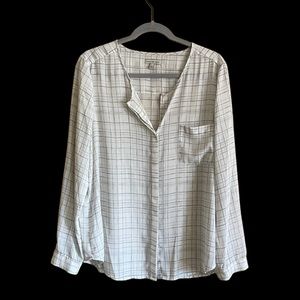 Calvin Klein white and gray blouse